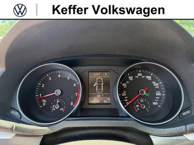 2016 Volkswagen Passat Base