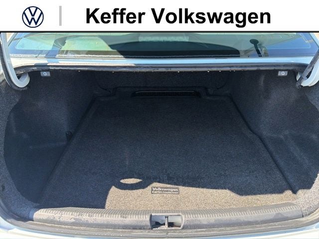 2016 Volkswagen Passat Base