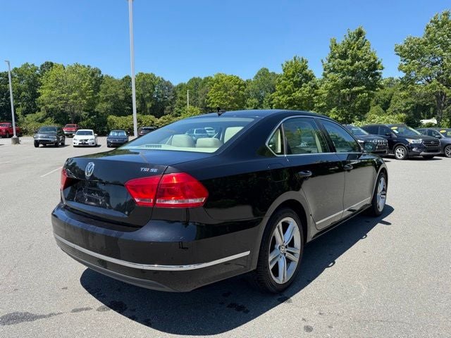 2015 Volkswagen Passat 1.8T SE w/Sunroof/Nav