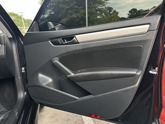 2021 Volkswagen Passat 2.0T SE