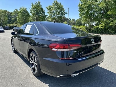 2021 Volkswagen Passat 2.0T SE