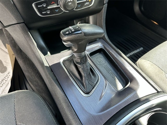 2015 Dodge Charger SE