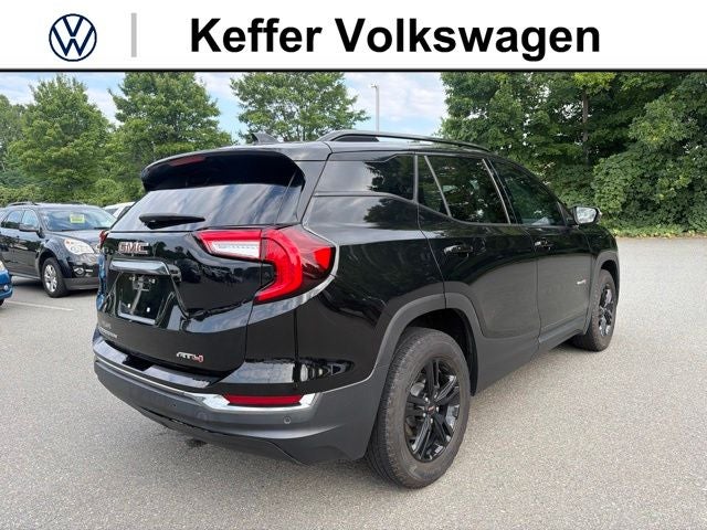 2023 GMC Terrain AT4