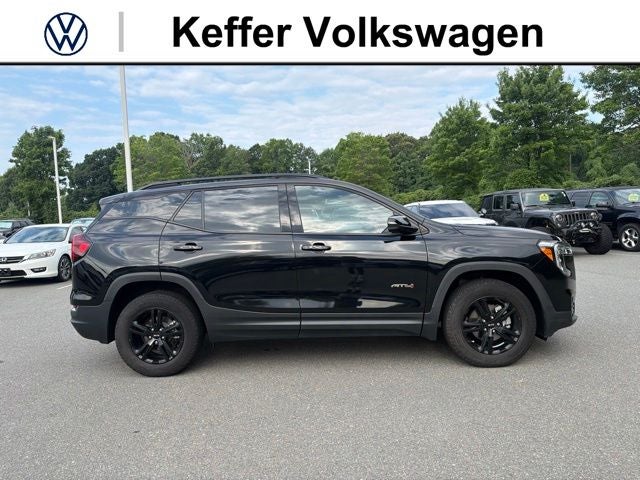 2023 GMC Terrain AT4