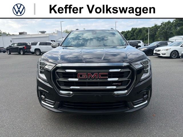2023 GMC Terrain AT4