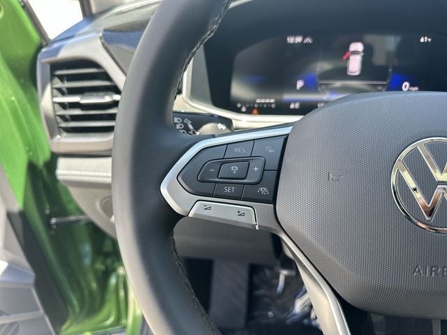 2026 Volkswagen Taos 1.5T SE Black