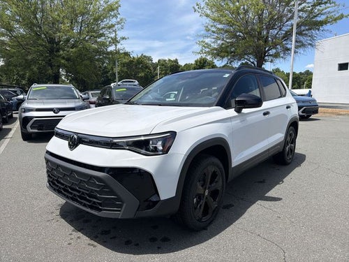 2026 Volkswagen Taos 1.5T SE Black