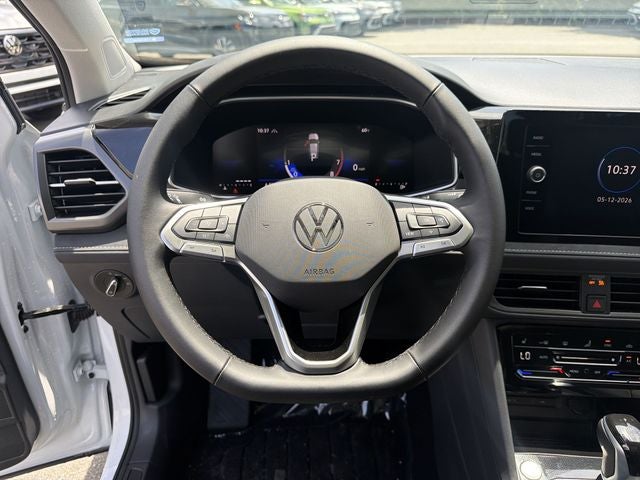 2026 Volkswagen Taos 1.5T SE Black