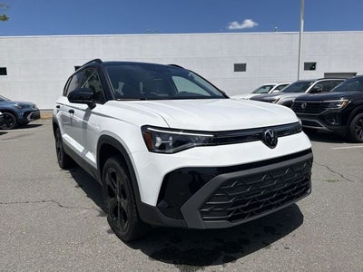 2026 Volkswagen Taos 1.5T SE Black