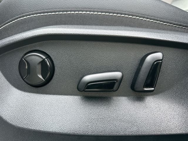 2023 Volkswagen Taos 1.5T SEL