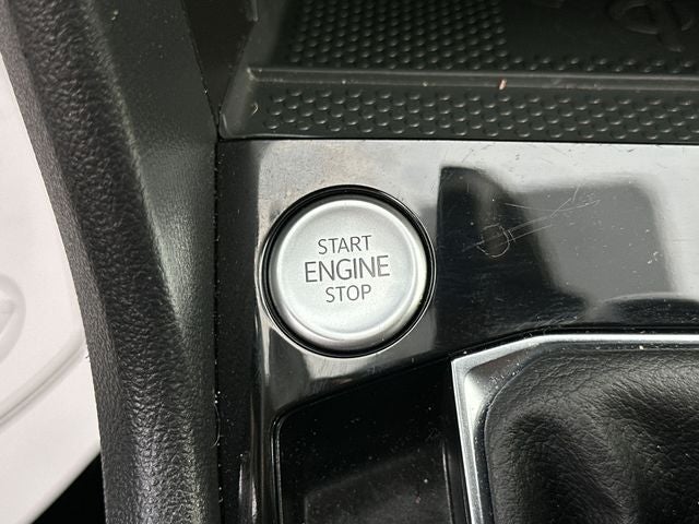 2023 Volkswagen Taos 1.5T SEL