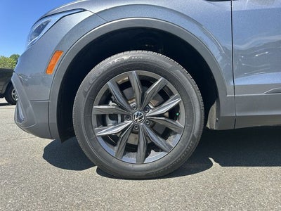 2023 Volkswagen Tiguan 2.0T SE