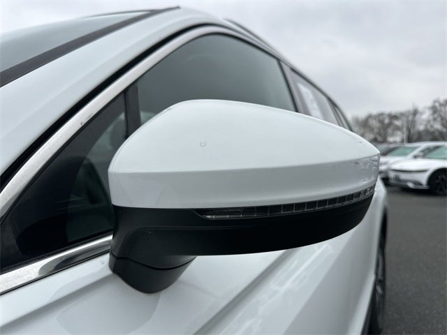 2020 Volkswagen Tiguan 2.0T SE R-Line Black