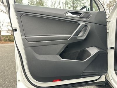 2020 Volkswagen Tiguan 2.0T SE R-Line Black