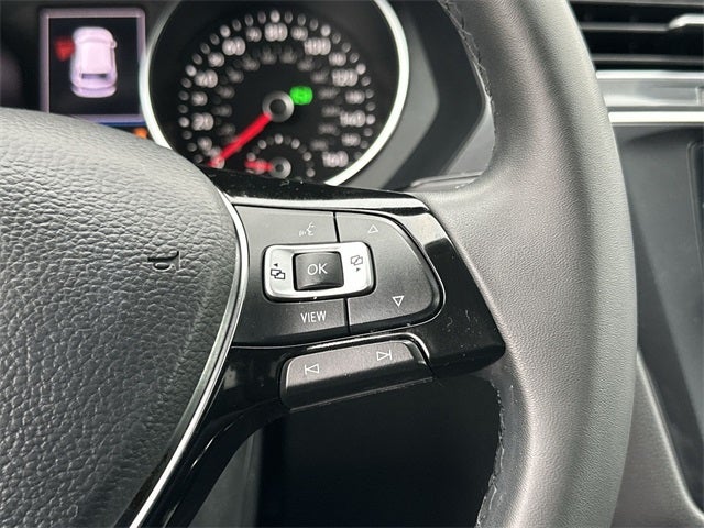 2020 Volkswagen Tiguan 2.0T SE R-Line Black