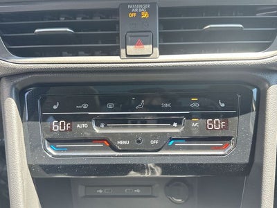 2026 Volkswagen Taos 1.5T SE Black