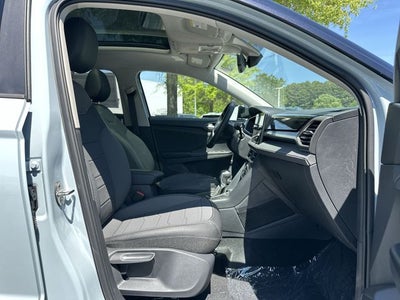 2026 Volkswagen Taos 1.5T SE Black