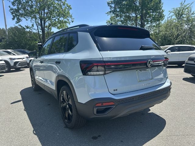 2026 Volkswagen Taos 1.5T SE Black