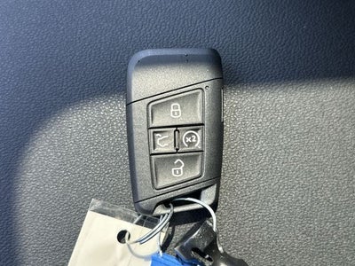 2026 Volkswagen Taos 1.5T SE Black