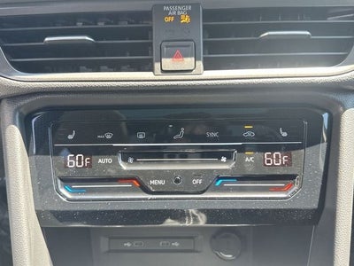 2026 Volkswagen Taos 1.5T SE Black