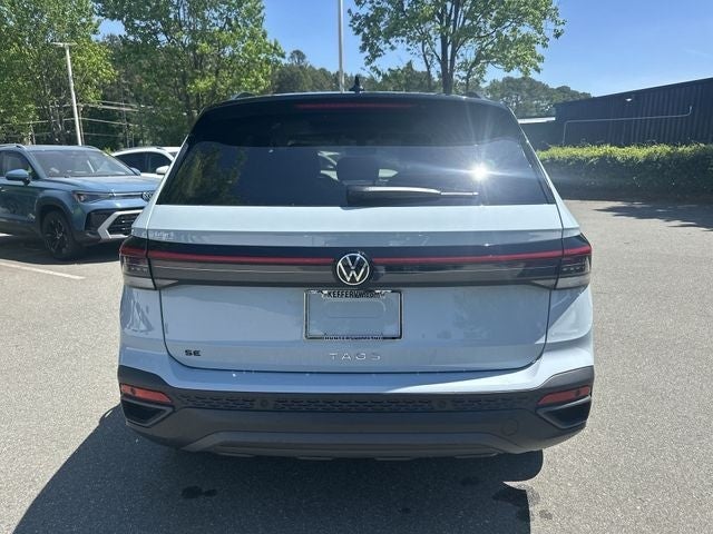 2026 Volkswagen Taos 1.5T SE Black