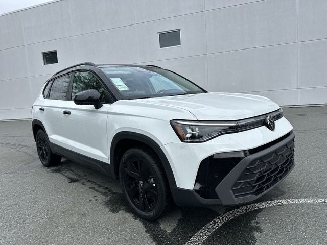 2025 Volkswagen Taos 1.5T SE Black