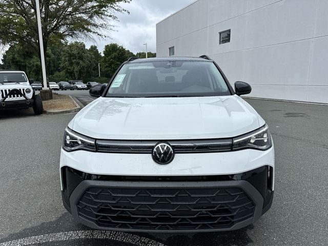 2025 Volkswagen Taos 1.5T SE Black