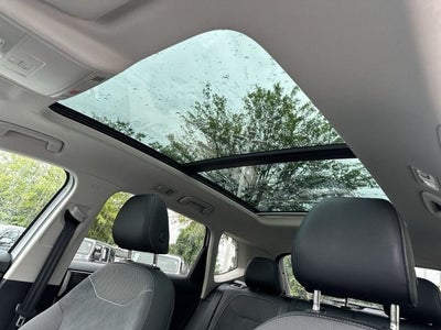 2025 Volkswagen Taos 1.5T SE Black