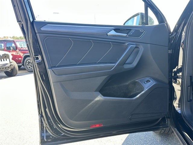2023 Volkswagen Tiguan 2.0T SEL R-Line