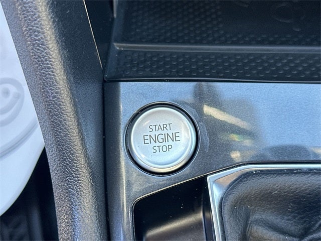 2023 Volkswagen Tiguan 2.0T SEL R-Line