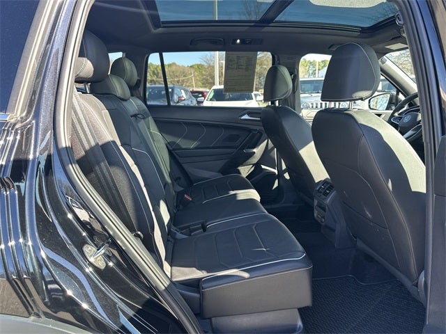 2023 Volkswagen Tiguan 2.0T SEL R-Line