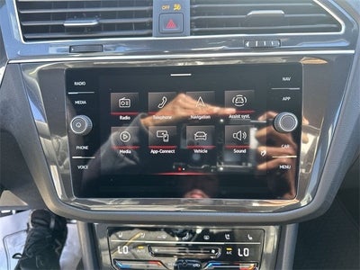 2023 Volkswagen Tiguan 2.0T SEL R-Line