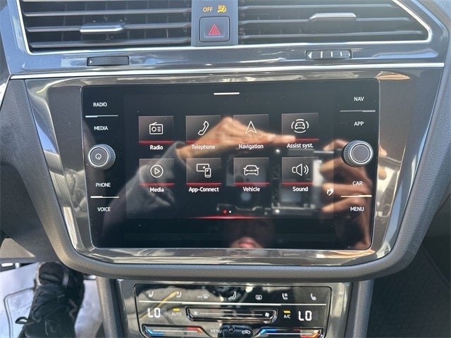 2023 Volkswagen Tiguan 2.0T SEL R-Line