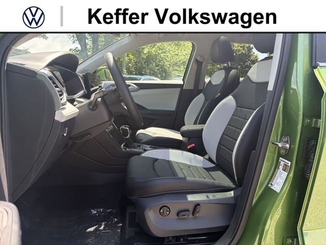 2026 Volkswagen Taos 1.5T SEL