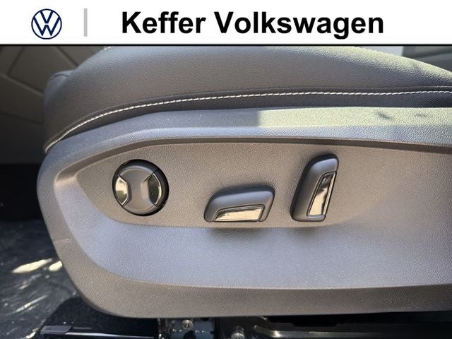 2026 Volkswagen Taos 1.5T SEL