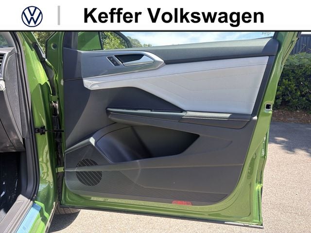 2026 Volkswagen Taos 1.5T SEL