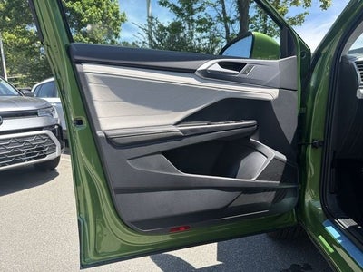 2026 Volkswagen Taos 1.5T SEL