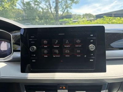 2026 Volkswagen Taos 1.5T SEL