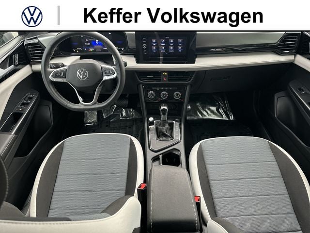 2025 Volkswagen Taos 1.5T S