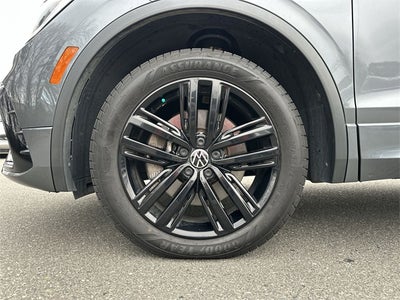 2022 Volkswagen Tiguan 2.0T SE R-Line Black
