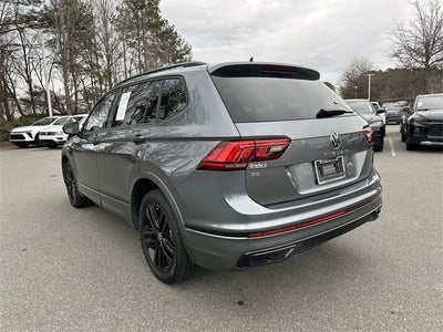 2022 Volkswagen Tiguan 2.0T SE R-Line Black