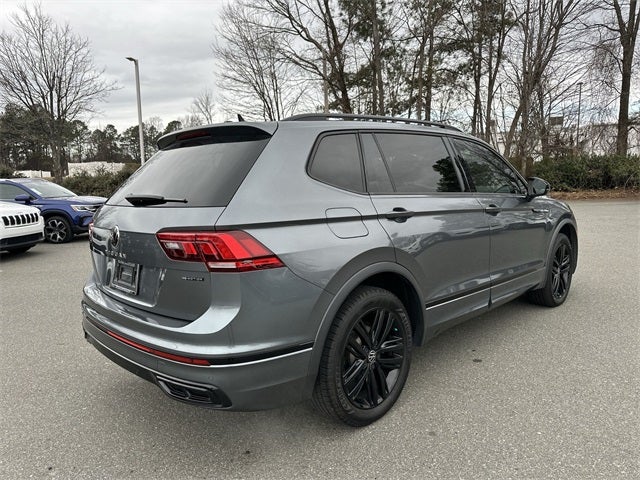 2022 Volkswagen Tiguan 2.0T SE R-Line Black