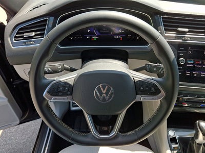 2023 Volkswagen Tiguan 2.0T SE R-Line Black
