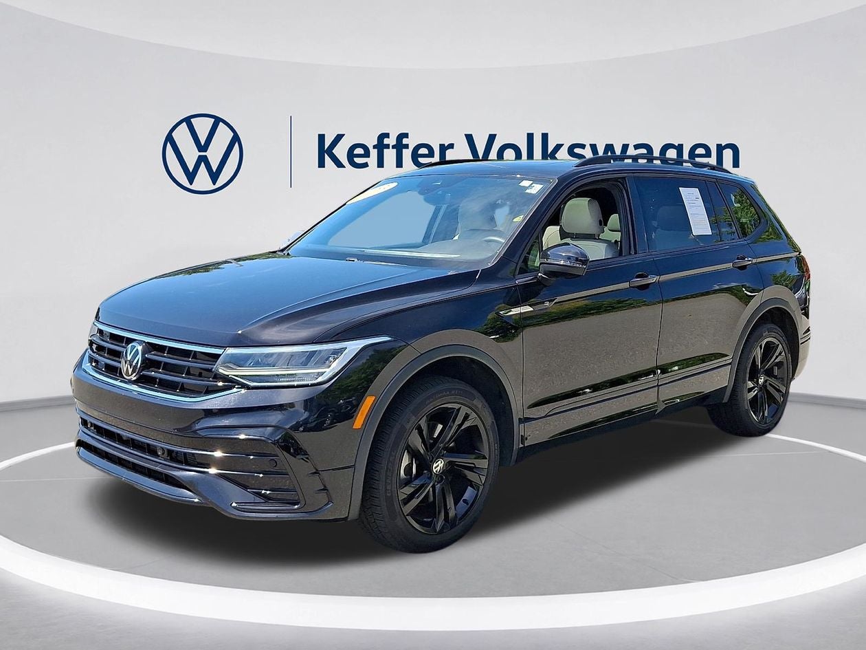 2023 Volkswagen Tiguan 2.0T SE R-Line Black