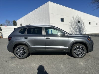 2026 Volkswagen Taos 1.5T SE