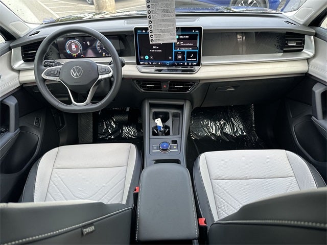 2025 Volkswagen Tiguan 2.0T SE