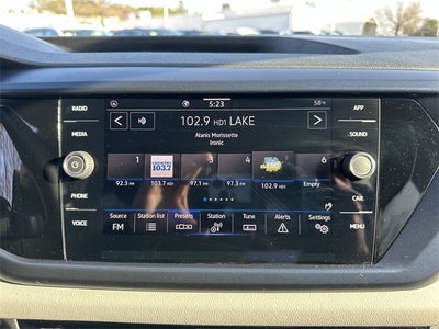 2023 Volkswagen Taos 1.5T SE