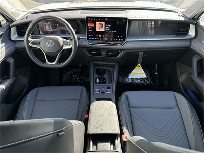 2025 Volkswagen Tiguan 2.0T SE