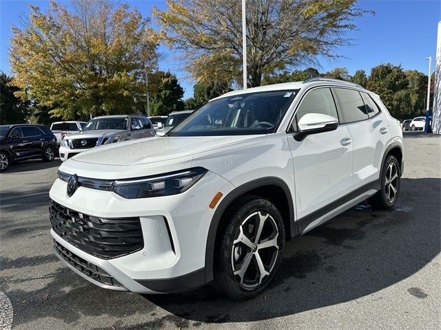 2025 Volkswagen Tiguan 2.0T SE