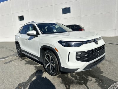 2025 Volkswagen Tiguan 2.0T SE